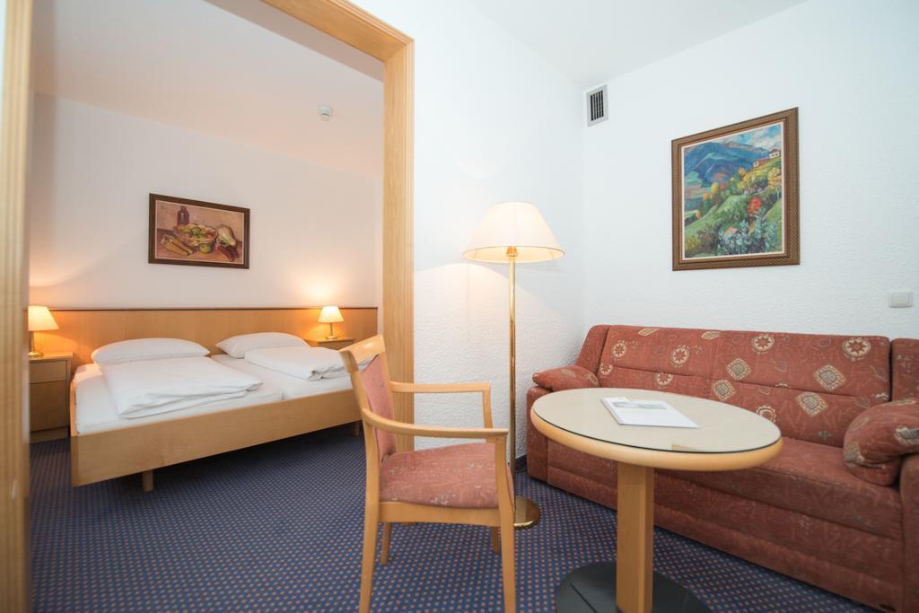 Parkhotel Styria Steyr Exterior photo