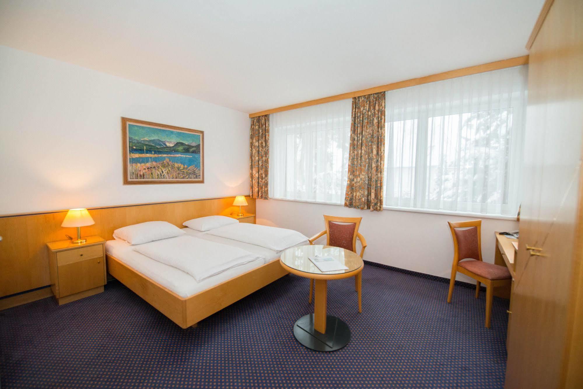 Parkhotel Styria Steyr Exterior photo