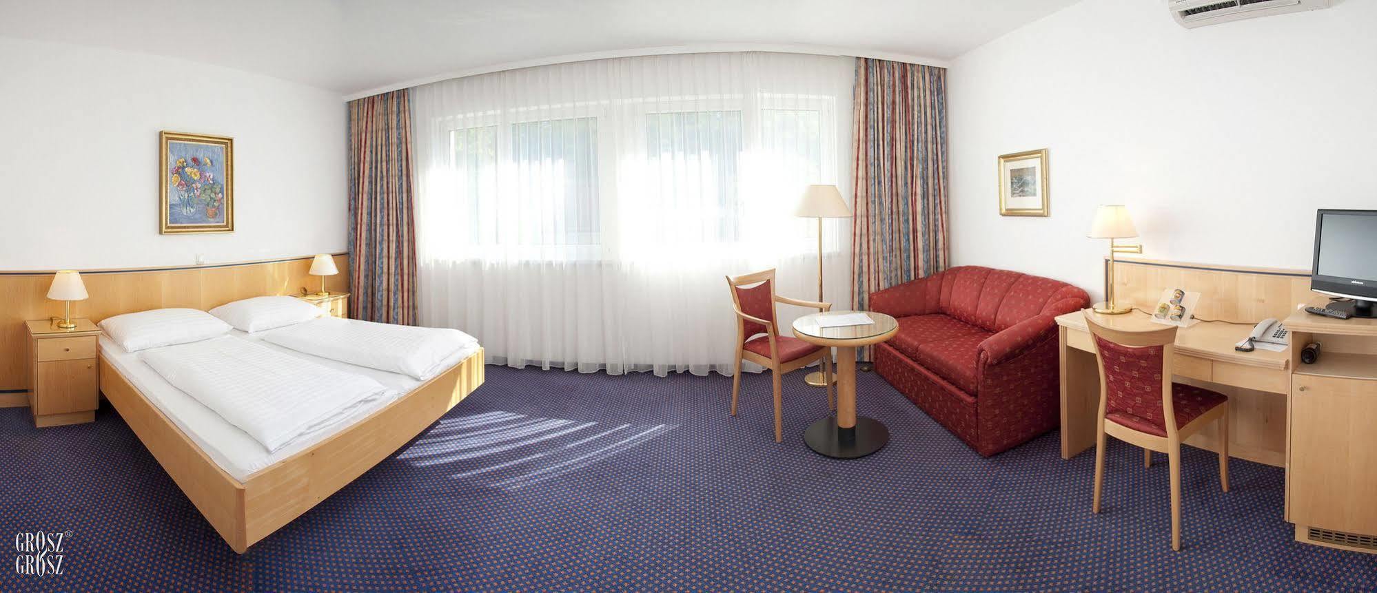 Parkhotel Styria Steyr Exterior photo